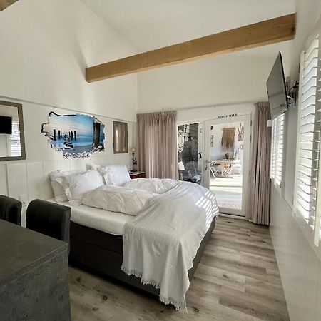 Tussenrenesseenstrand Εξωτερικό φωτογραφία